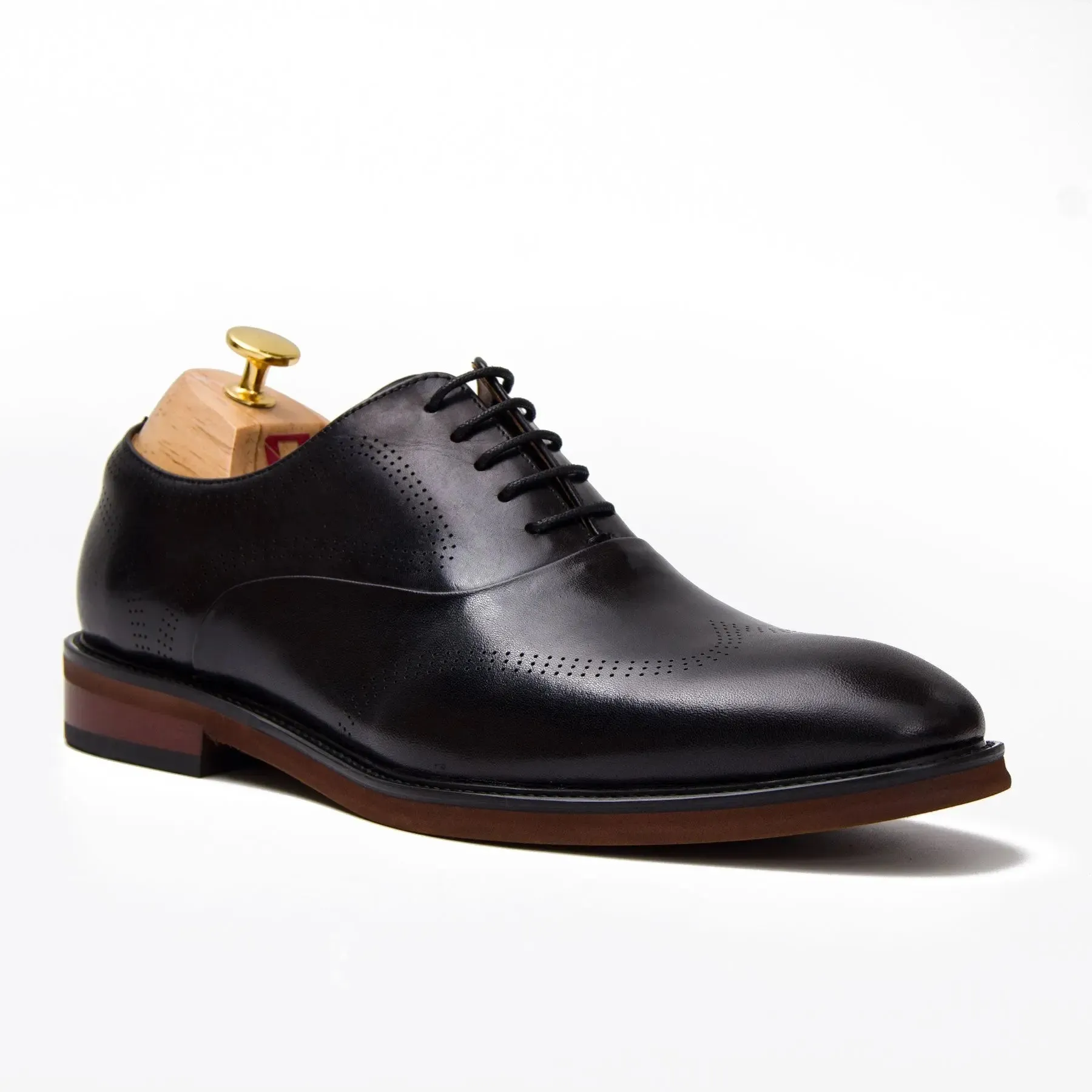 Brown leather oxford shoes