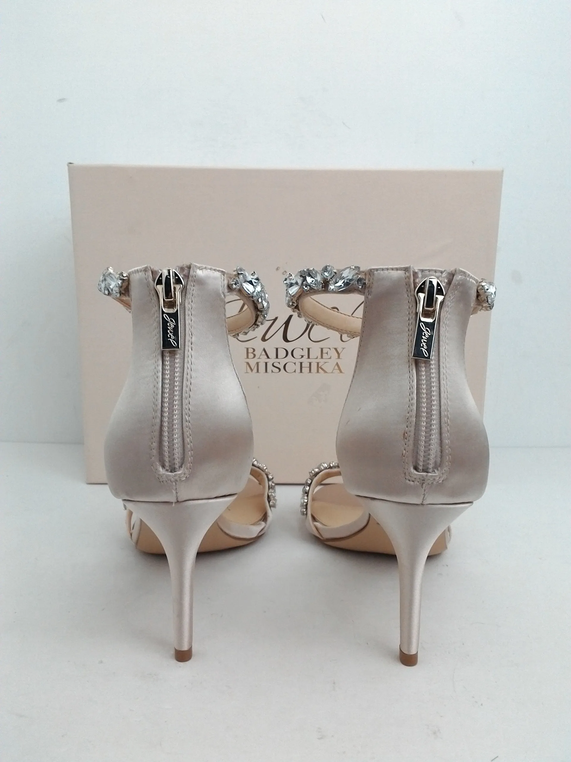 Jewel Badgley Mischka Women's Caroline Champagne Heeled Sandal Size 7.5