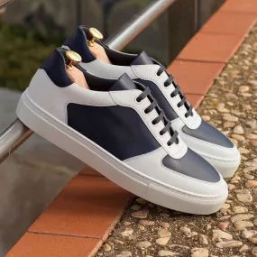 Lonis Low Top Sneaker