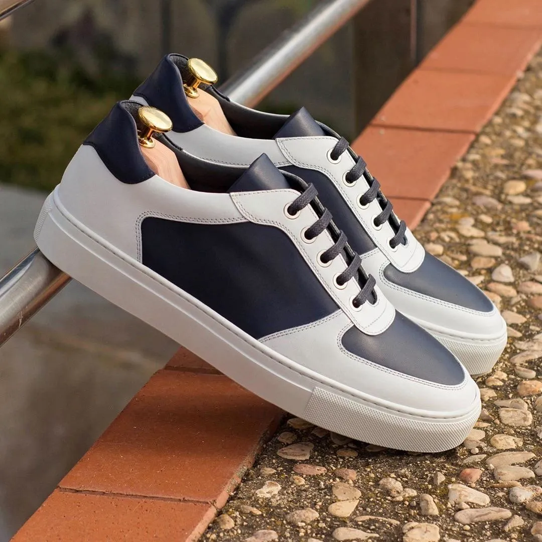 Lonis Low Top Sneaker