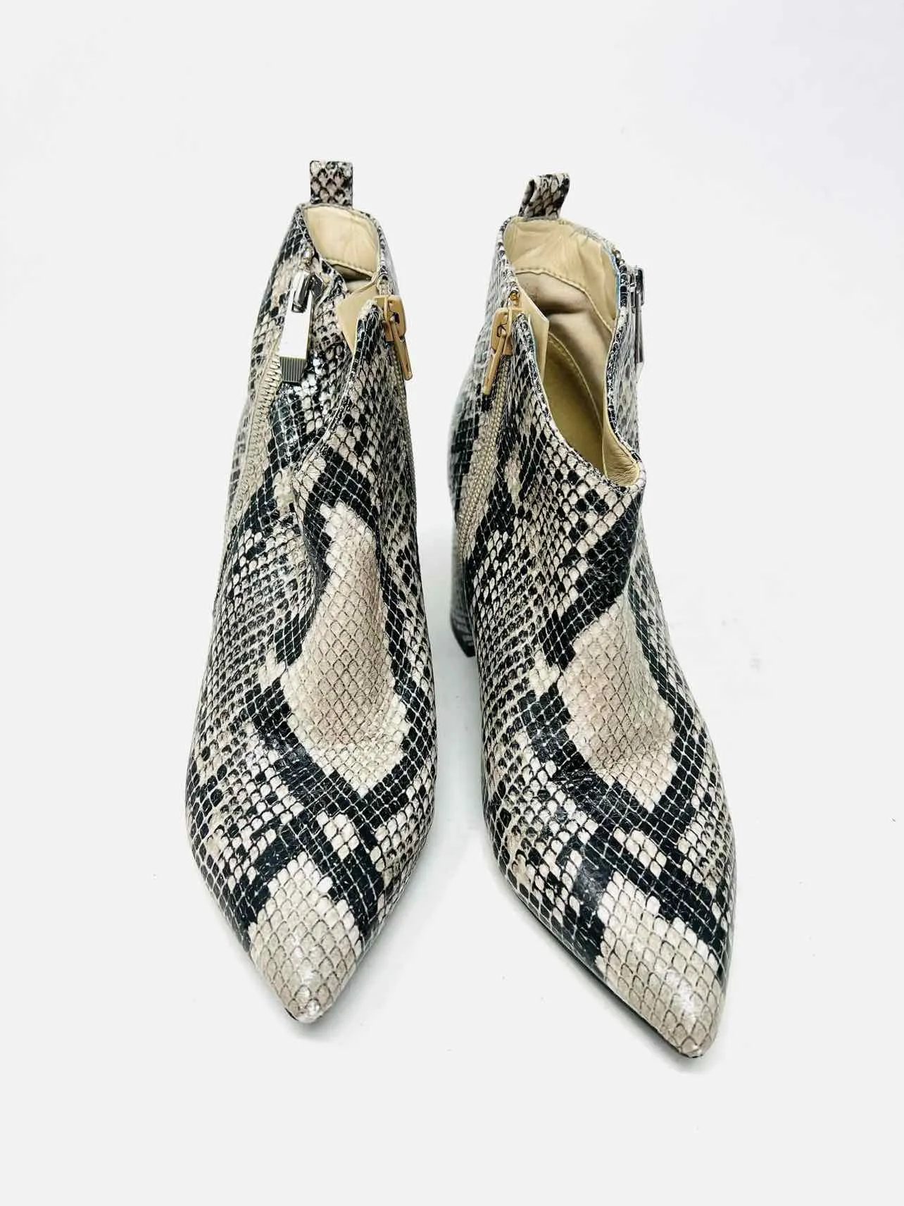 Marc Fisher Size 6 White/Black Reptile Shoes Ankle Boots