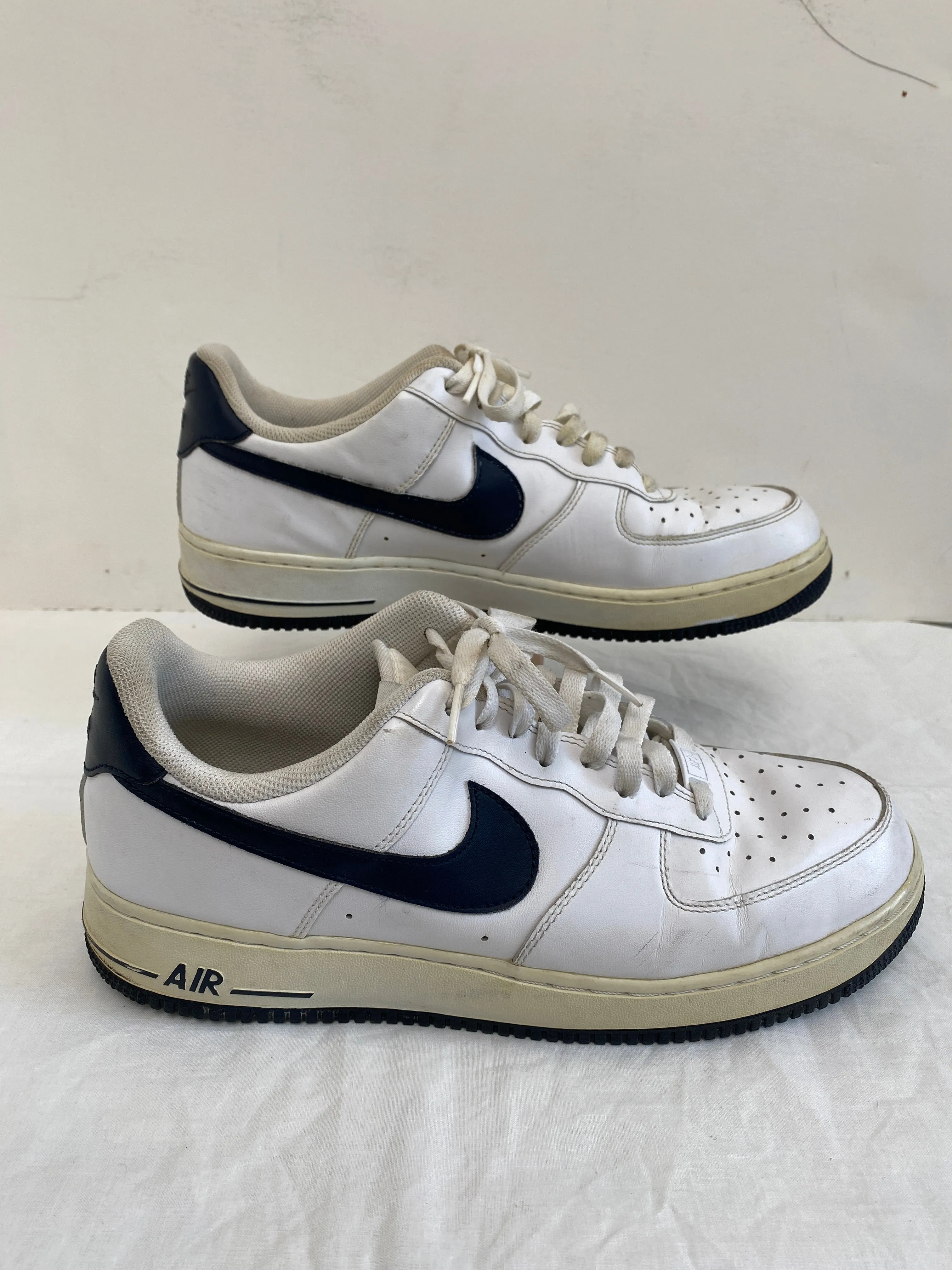 Nike Air Force 1 Low White/Obsidian 488298-105 Shoes Sneakers (Size 11)