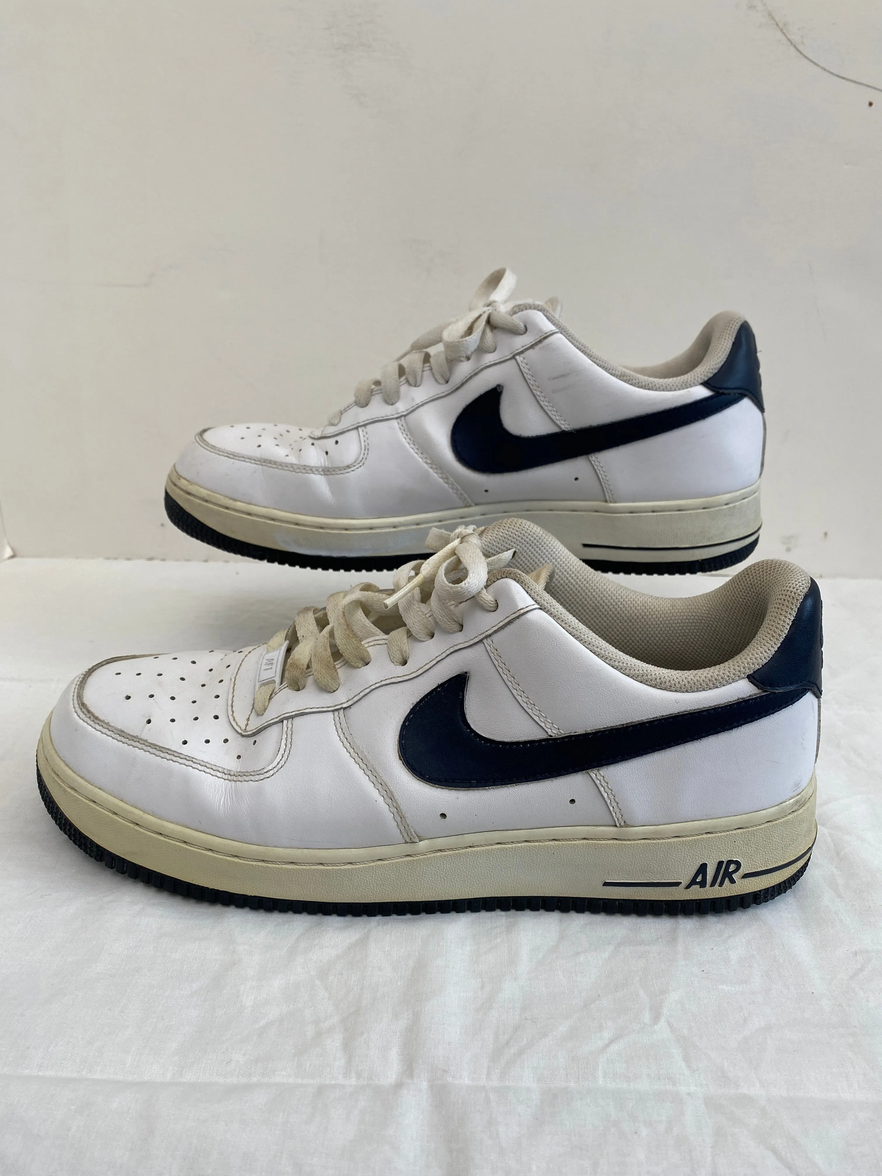 Nike Air Force 1 Low White/Obsidian 488298-105 Shoes Sneakers (Size 11)