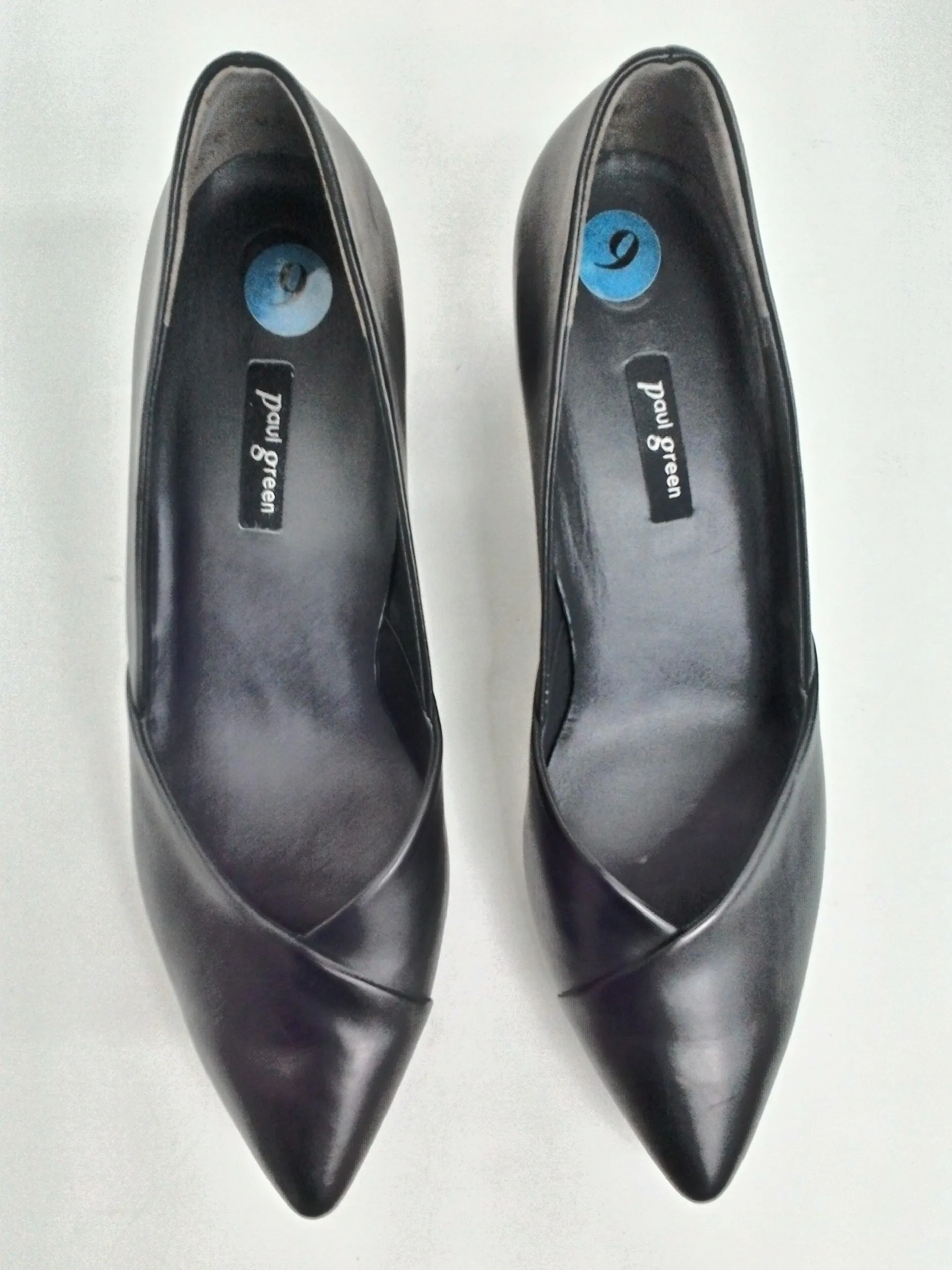 Paul Green Women's Brandy Pump Black Leather Size 9