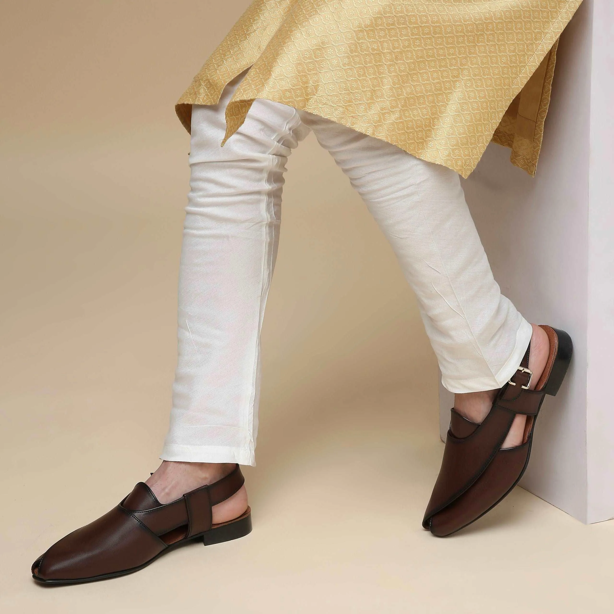 Peshawar | Tan Pathani Sandal