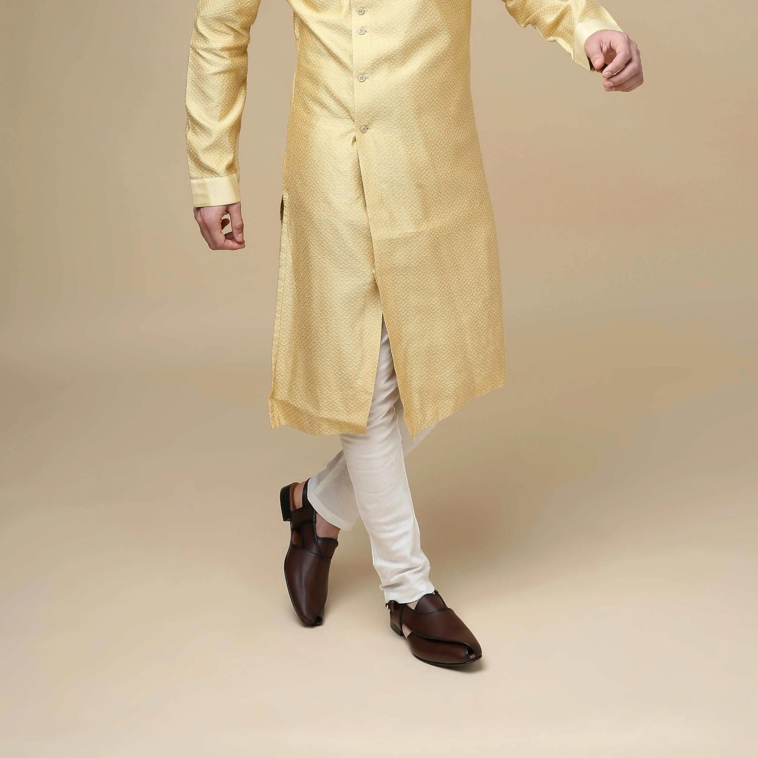 Peshawar | Tan Pathani Sandal