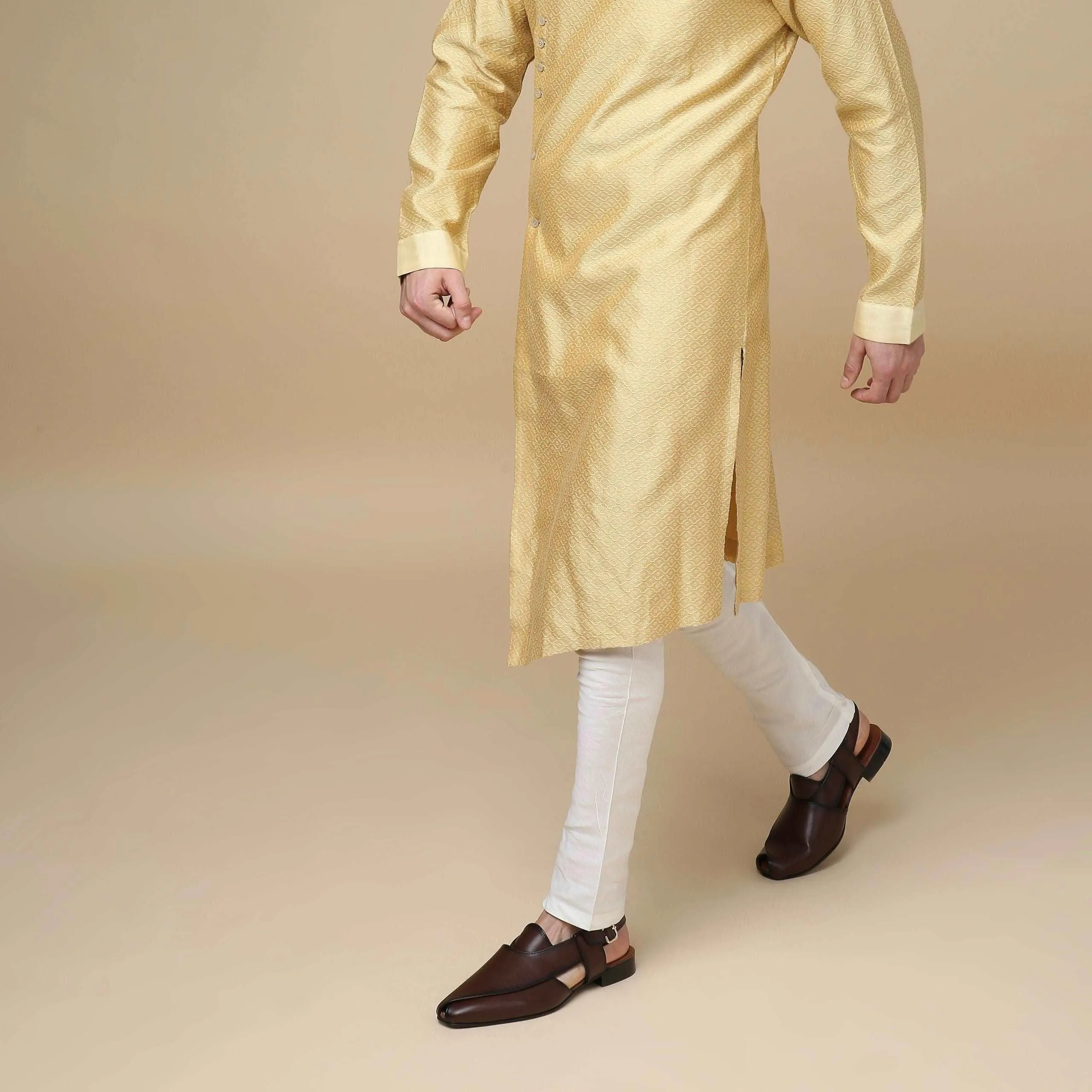 Peshawar | Tan Pathani Sandal