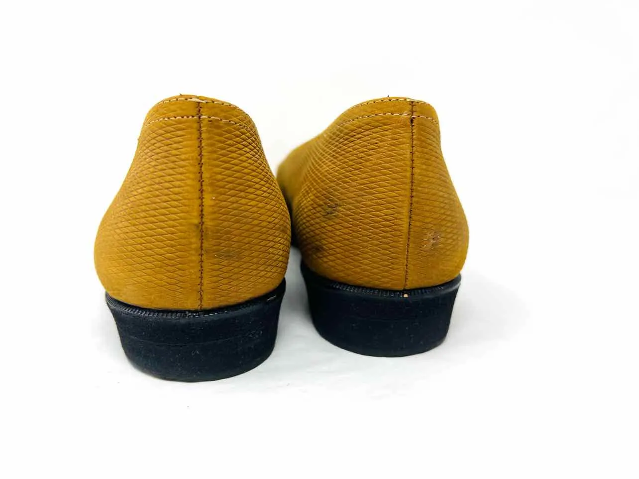 Salvatore Ferragamo Size 9.5 Tan Nubuck Shoes Flats