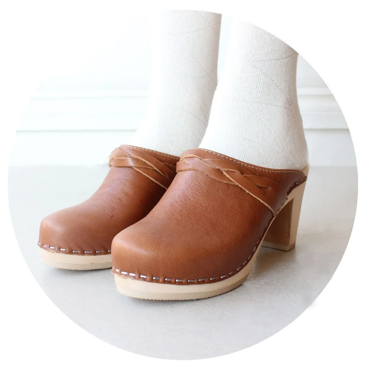 Stockholm Clog With Braid - Tan