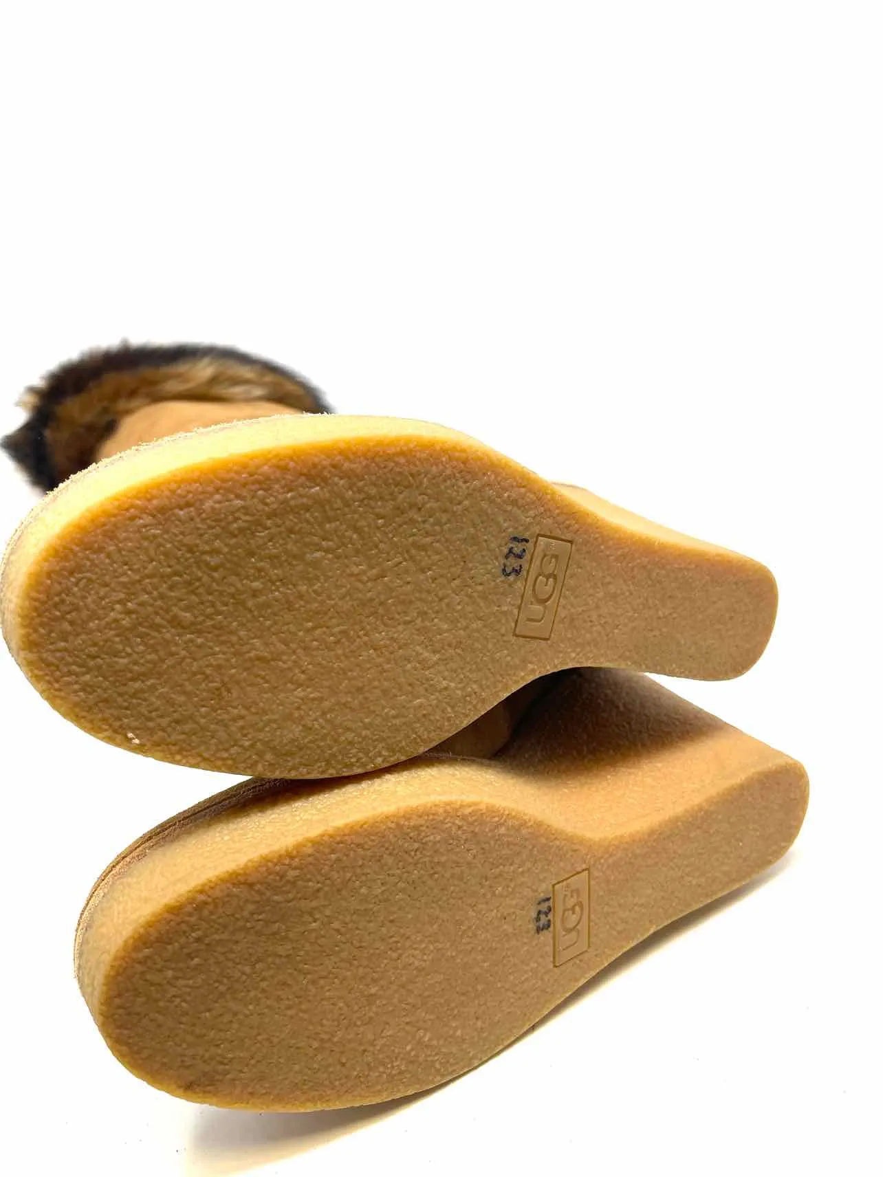 UGG Size 7.5 Tan/Black Faux Fur Suede Shoes AS IS Boots