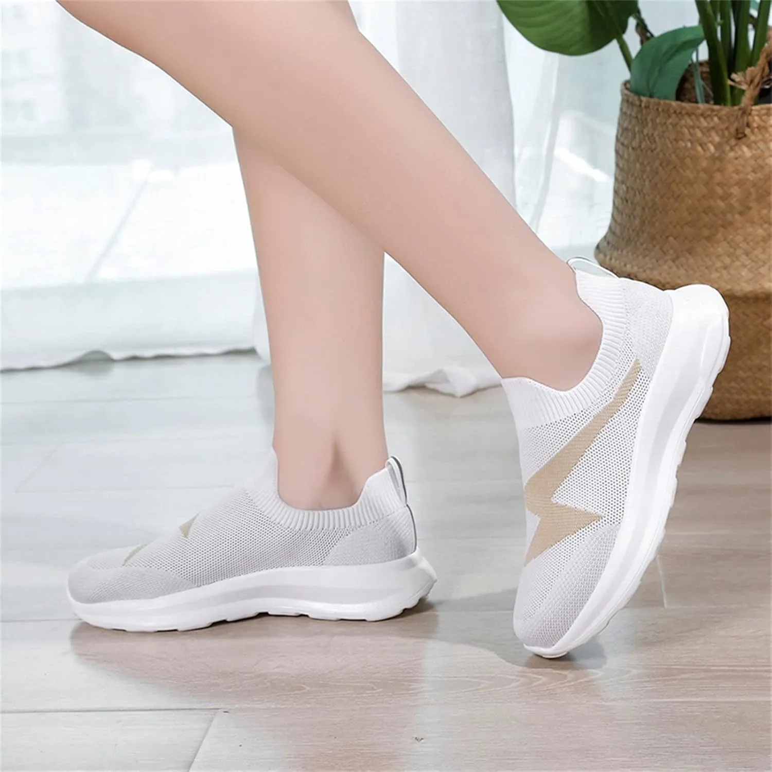 Women Casual Slip On Shoes Comfortable Walking Sneakers Lightweight Canvas Flats Non Slip Breathable Loafers